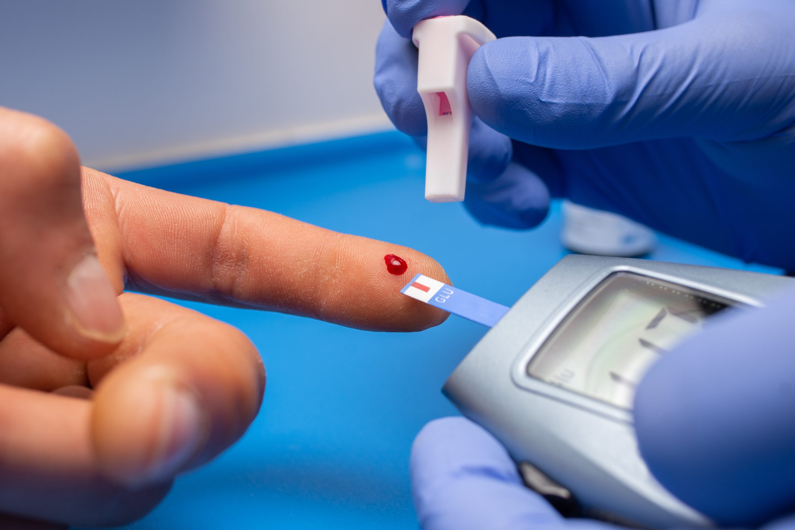Estudio de la UTalca revela asociación entre diabetes, limitaciones…