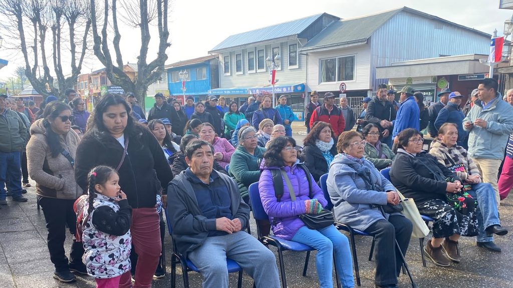 INVESTIGAN HALLAZGO DE NIÑO DE 4 AÑOS SOLO EN VEHÍCULO CERRADO…
