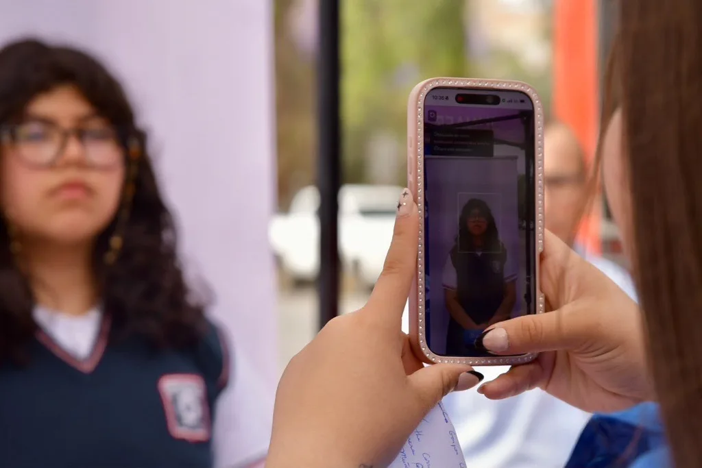 «Captura tu aura»: Junaeb llama a anticipar fotografía de la TNE…