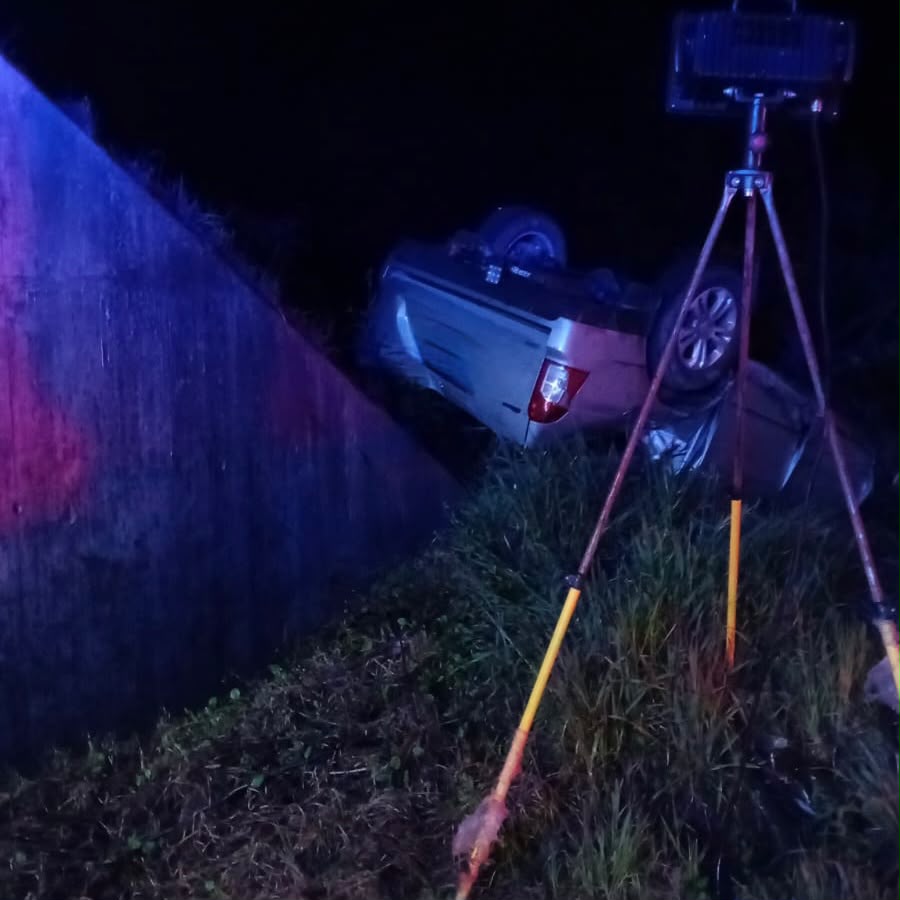 Tragedia en Ñuble: una persona fallece tras violento volcamiento en…
