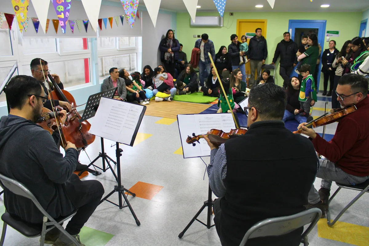 Orquesta Filarmónica de Temuco lleva la música a la primera infancia…