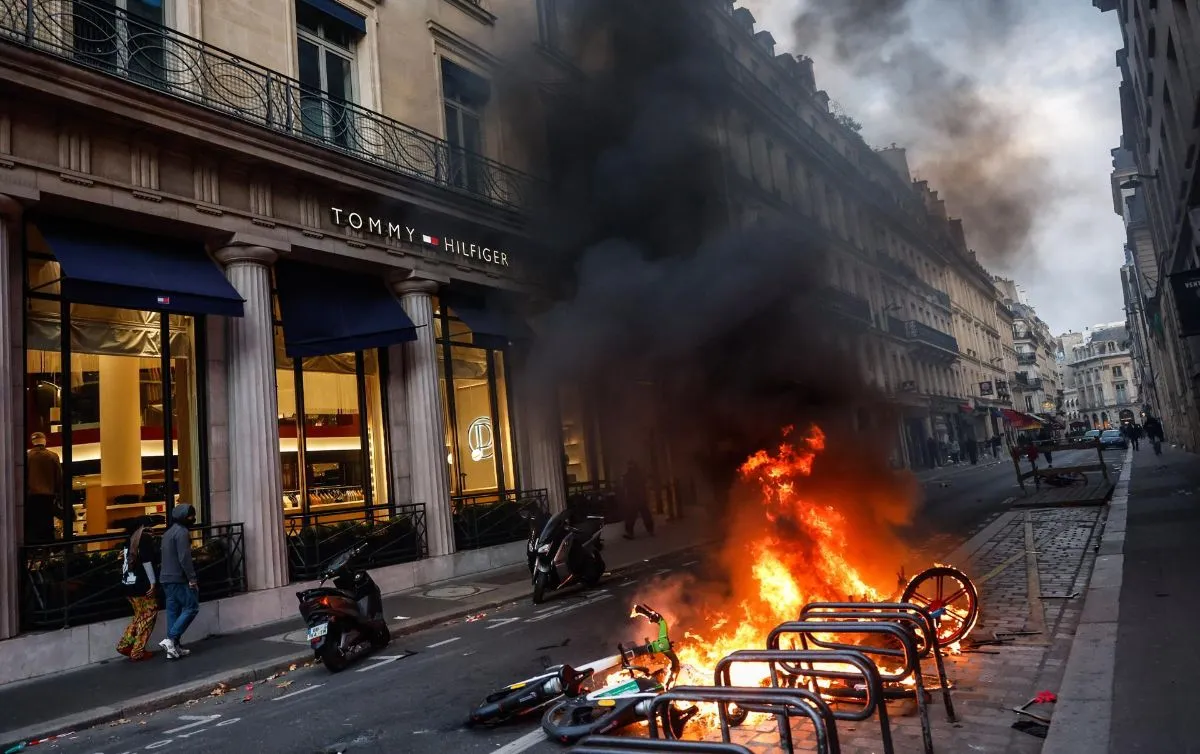 Trump culpa a la inmigración por disturbios en Francia y llama a…