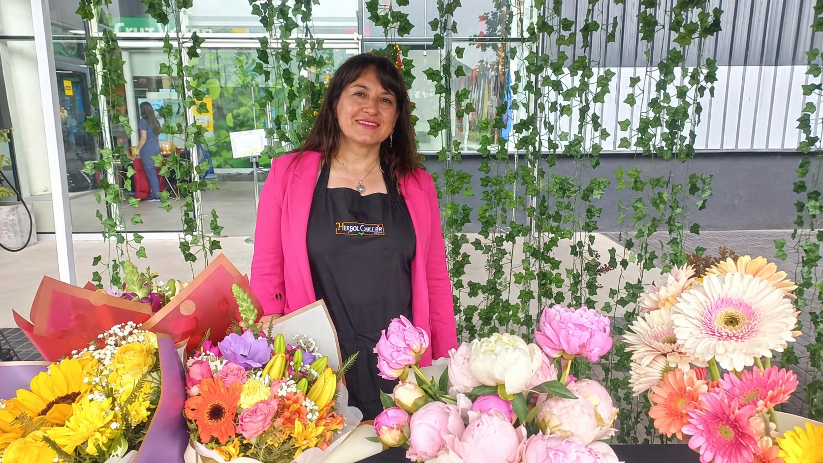 Colores, talleres y música darán vida a la Expo Flores de Maule este…
