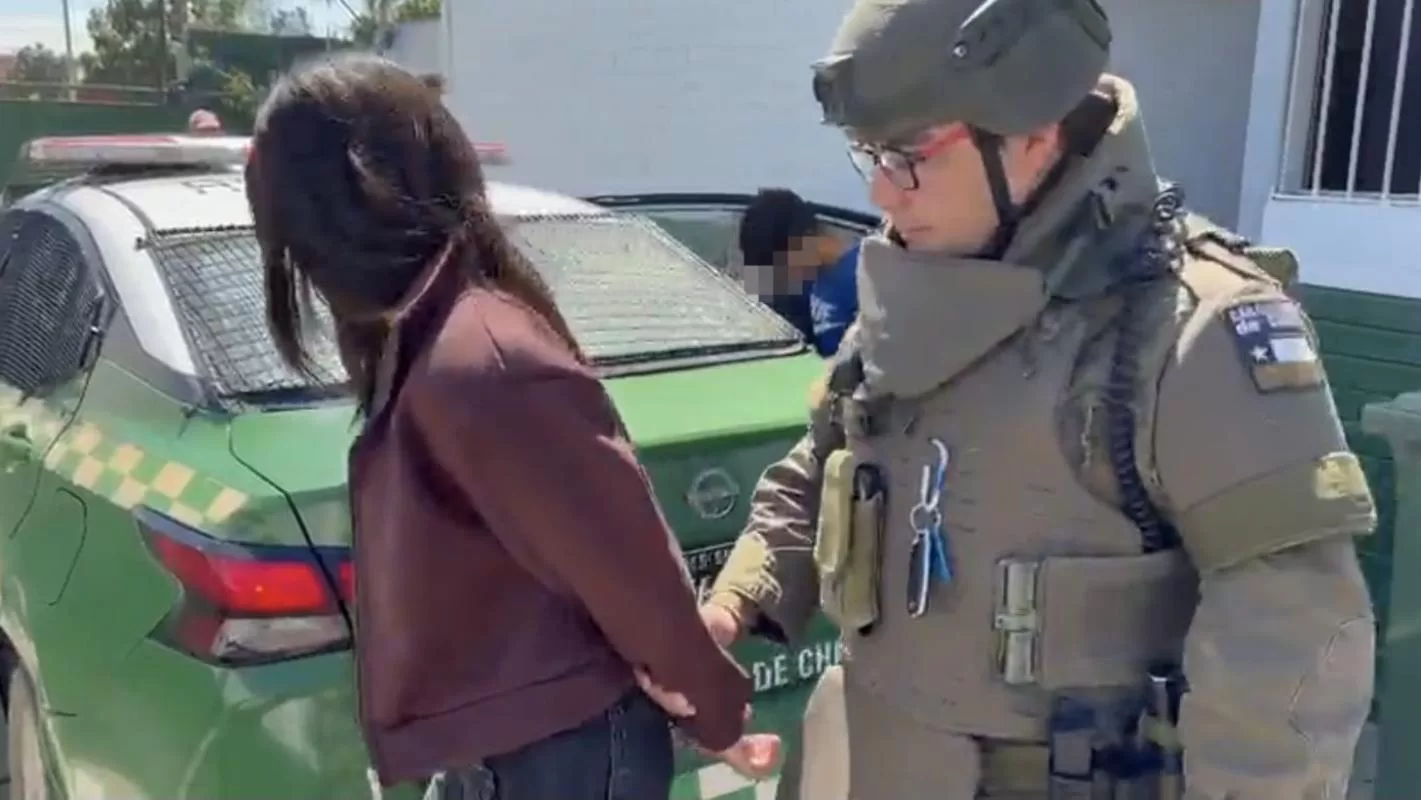Detienen a tres jóvenes tras asalto a camión repartidor en San Bernardo